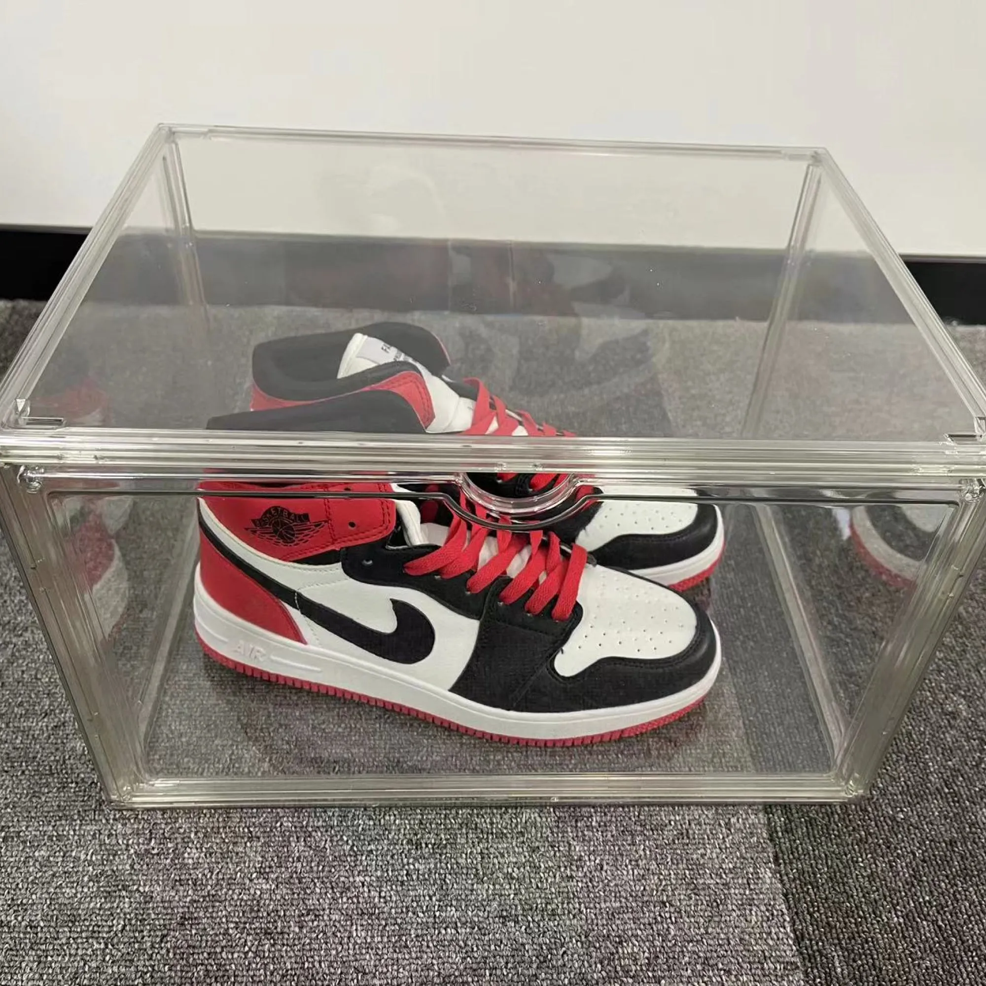 360 Degree Side View Shoe Box