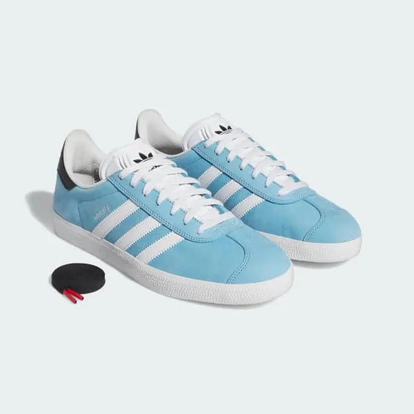 Adidas MNUFC x Familia Gazelle ADV Crystal White - Core Black - Better Scarlet