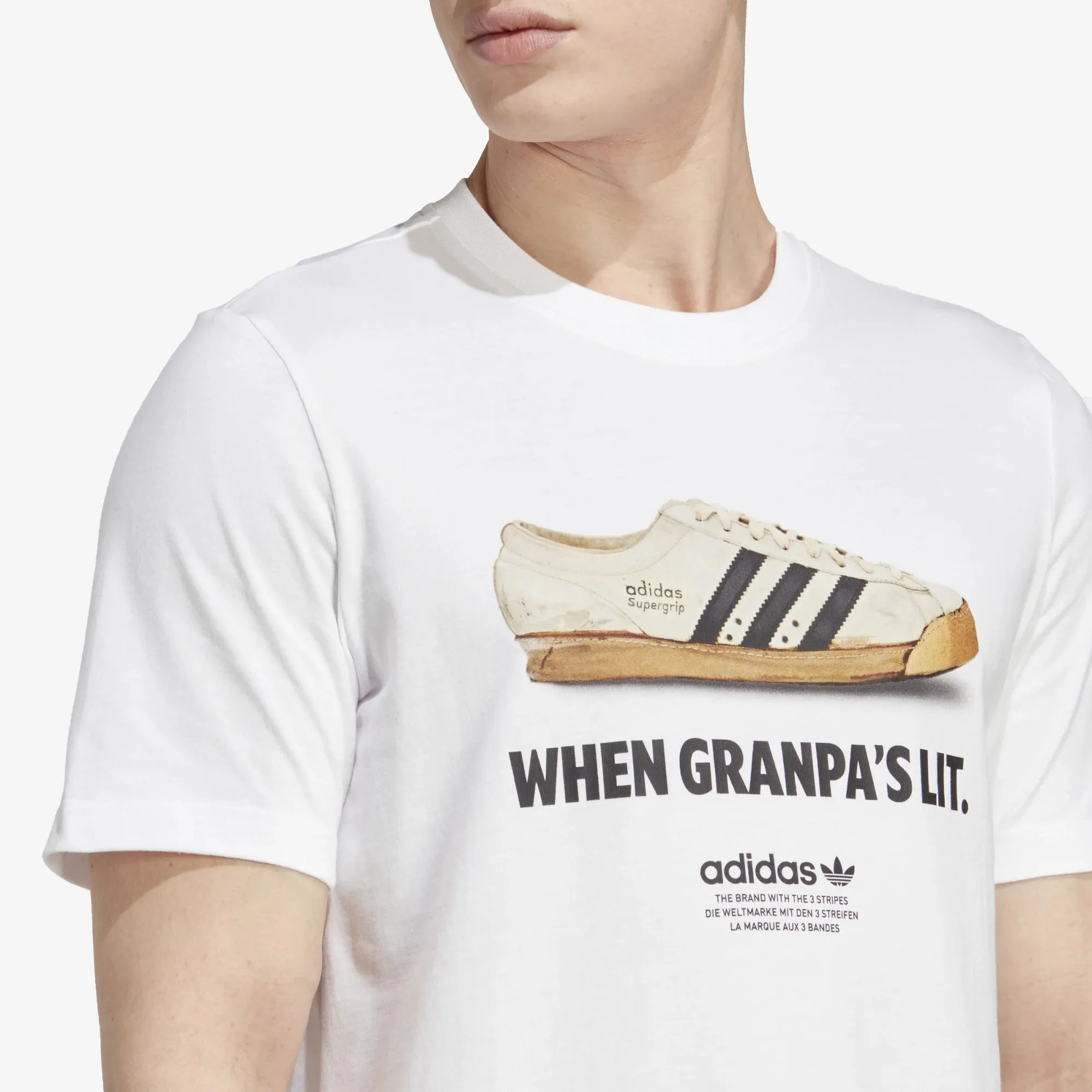 Adidas Originals | GRAPHICS NEW AGE T-SHIRT