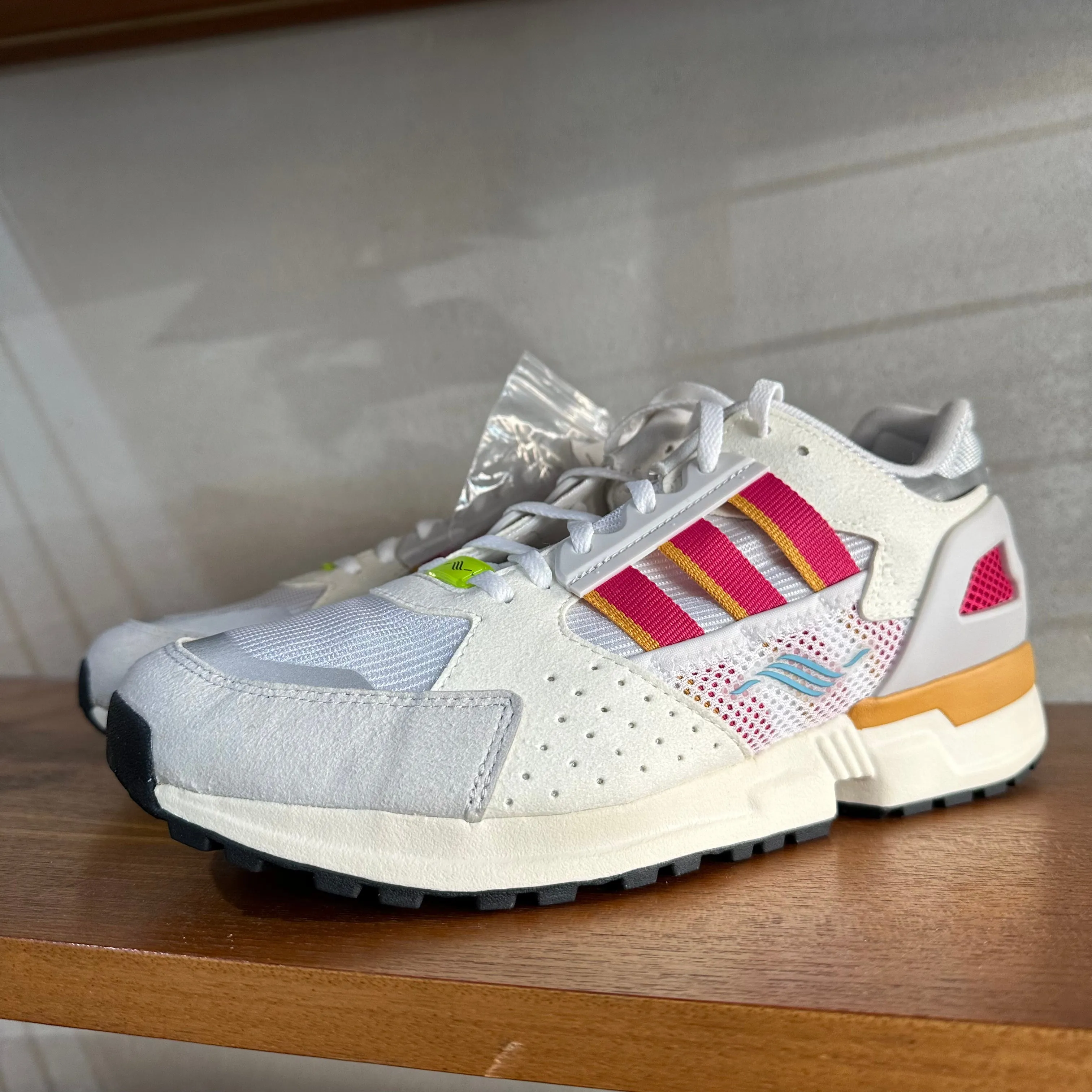 adidas ZX 10,000 C Trainers White / Pink - UK 9.5