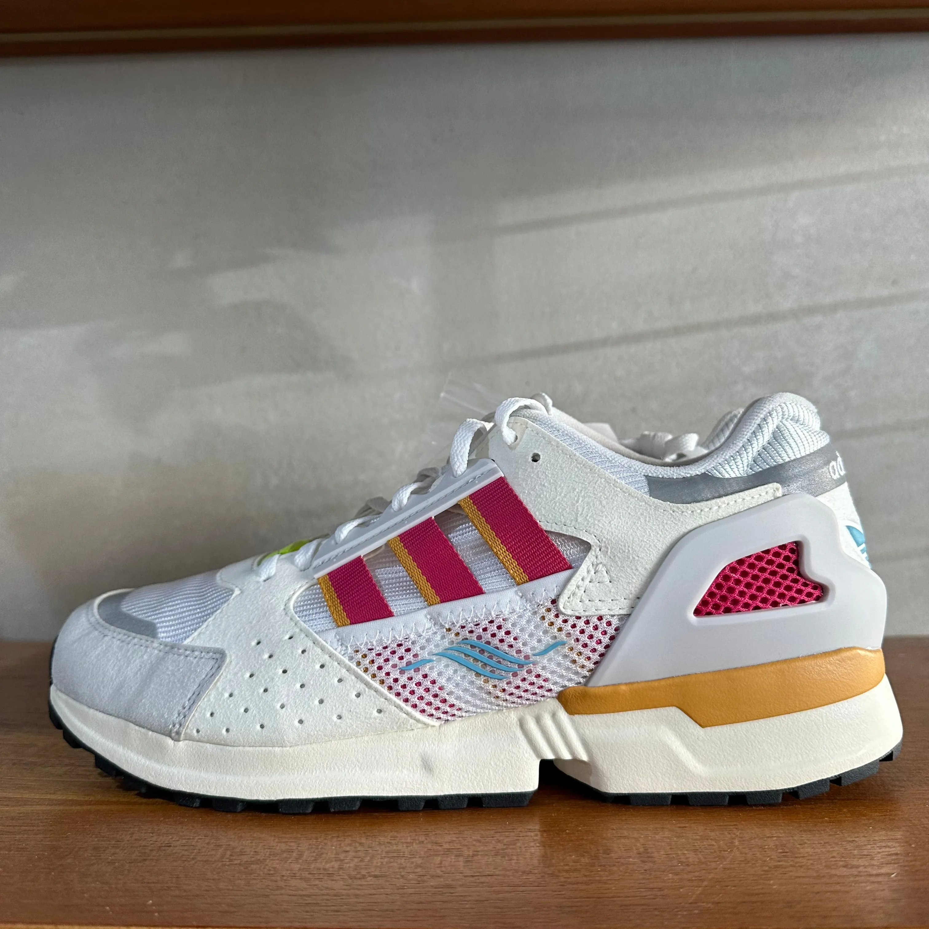 adidas ZX 10,000 C Trainers White / Pink - UK 9.5