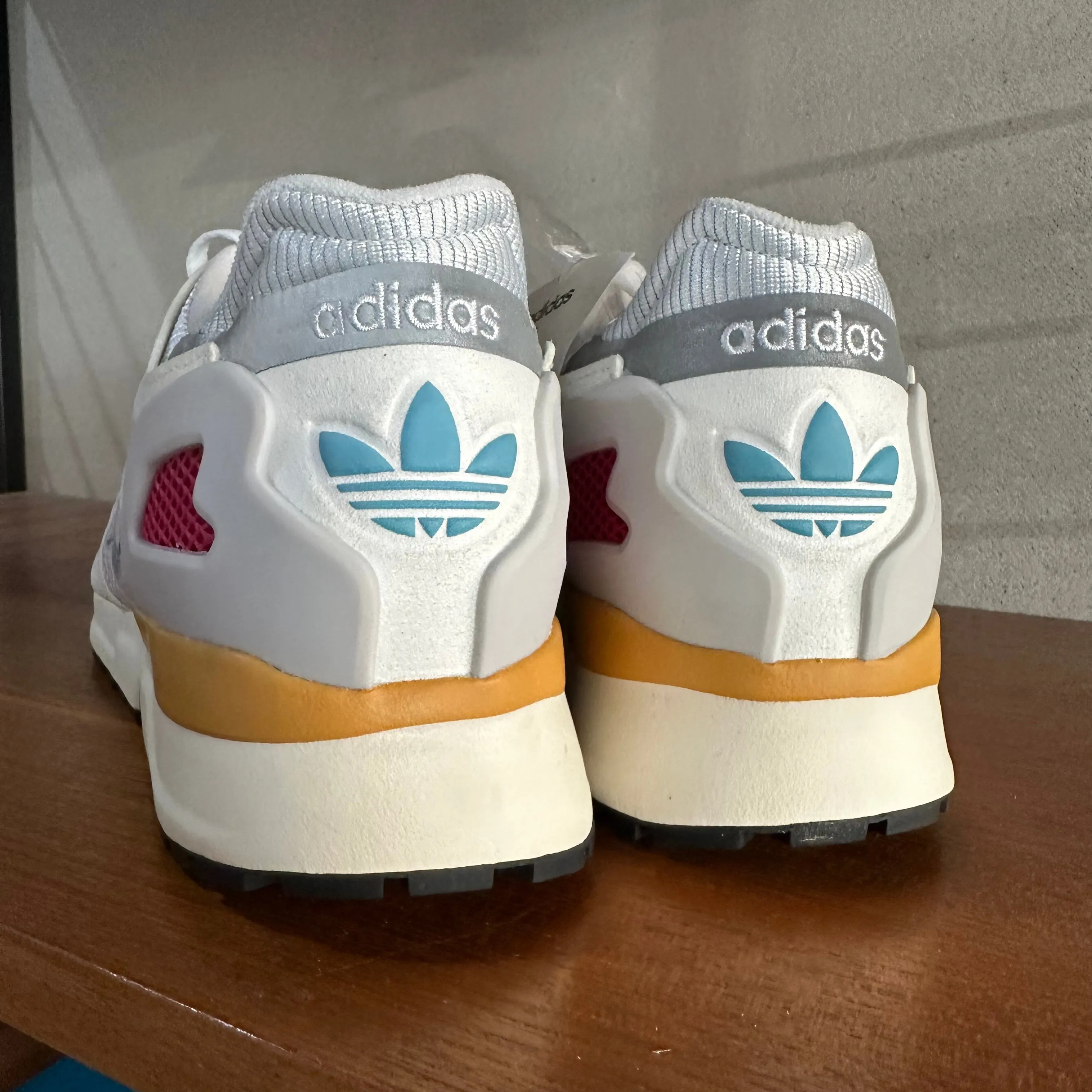 adidas ZX 10,000 C Trainers White / Pink - UK 9.5