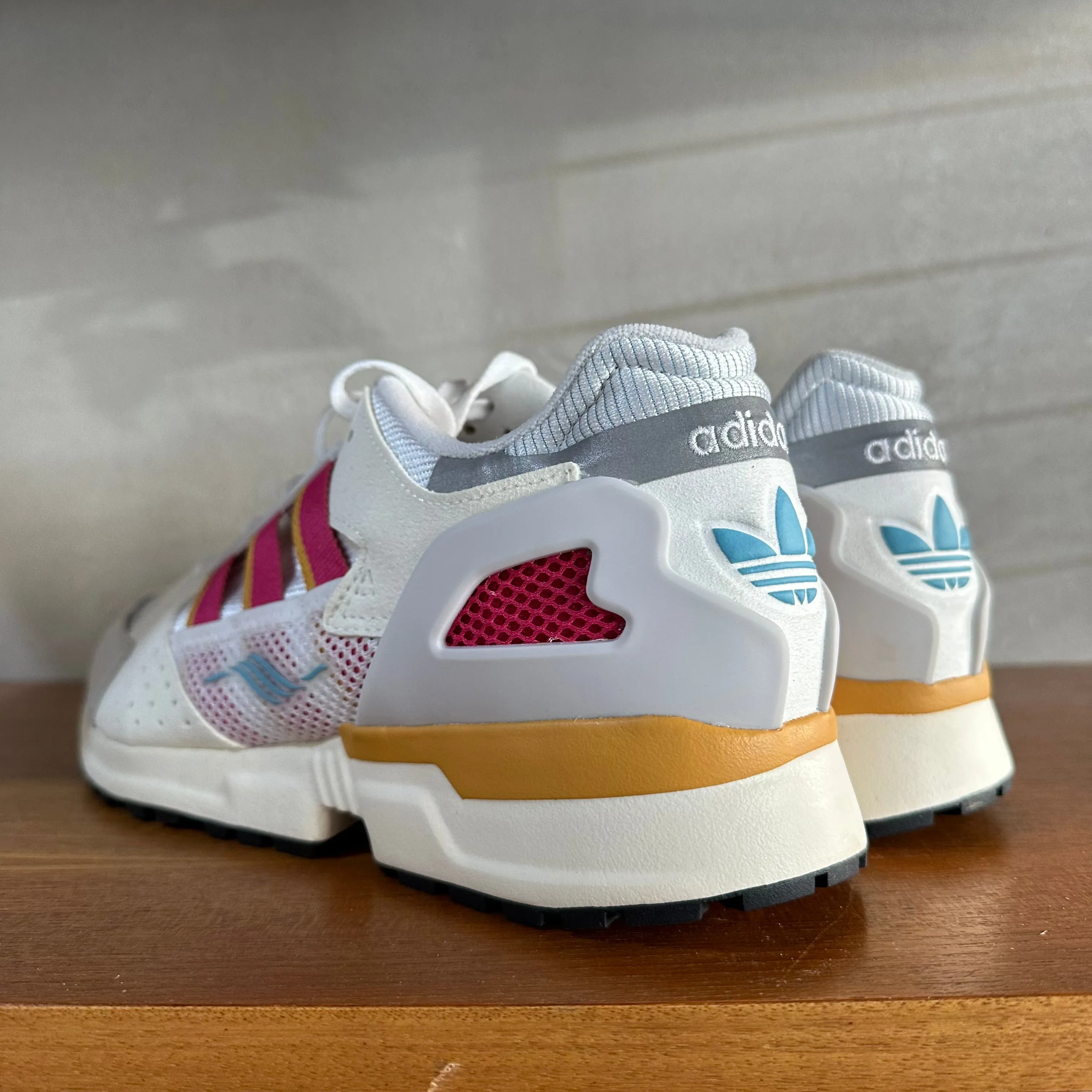 adidas ZX 10,000 C Trainers White / Pink - UK 9.5