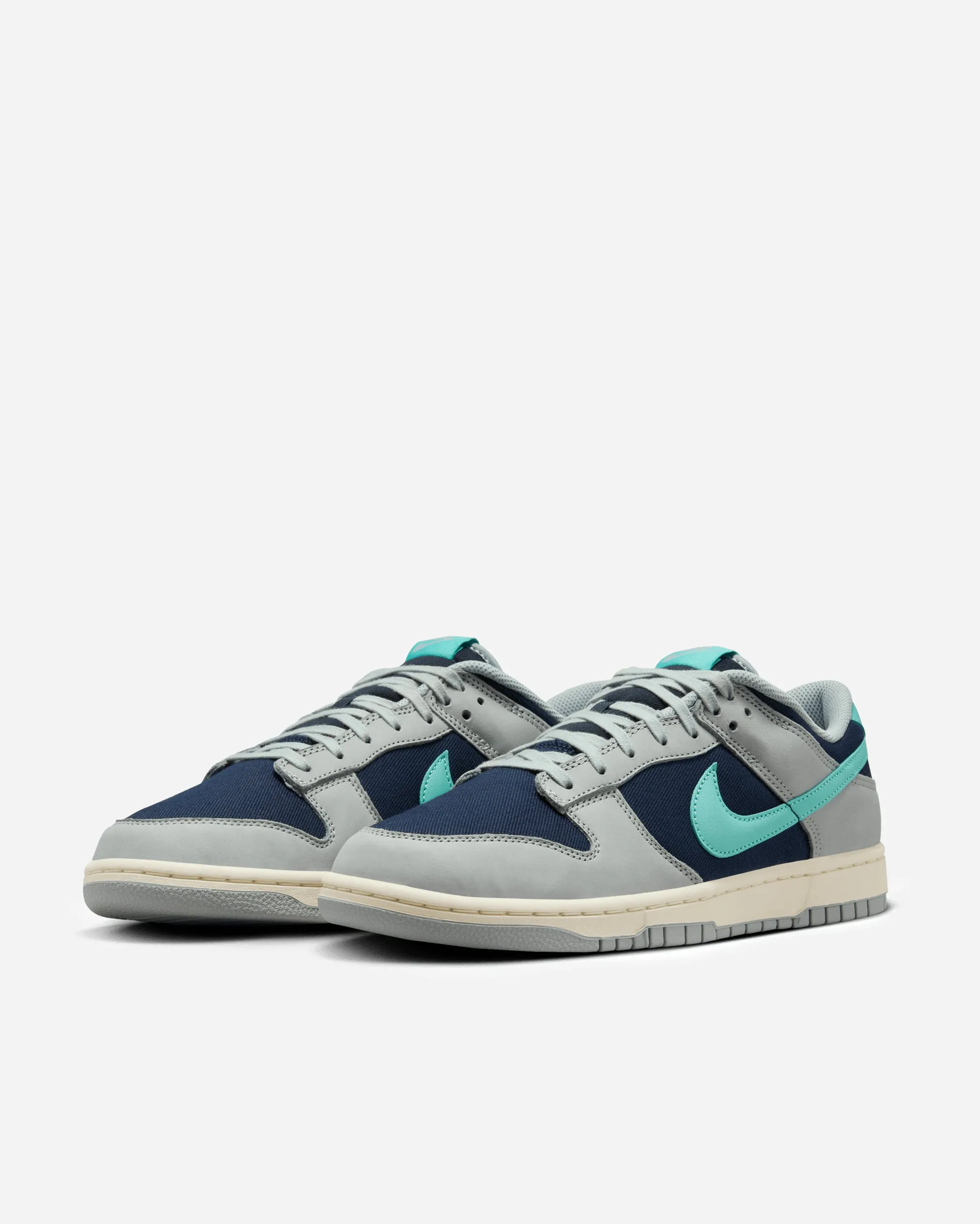 Dunk Low Retro PRM "Green Frost"