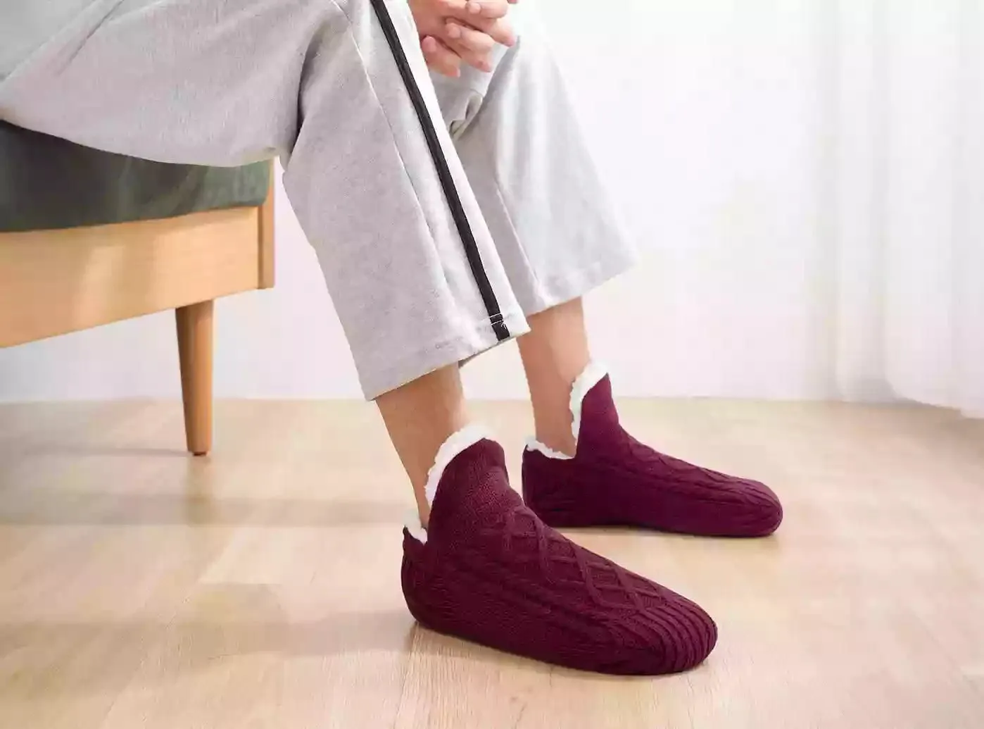 FitVille Fluffy Cozy Non-slip Slipper Socks (Unisex)