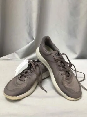 LULULEMON SIZE 8 Ladies SHOES