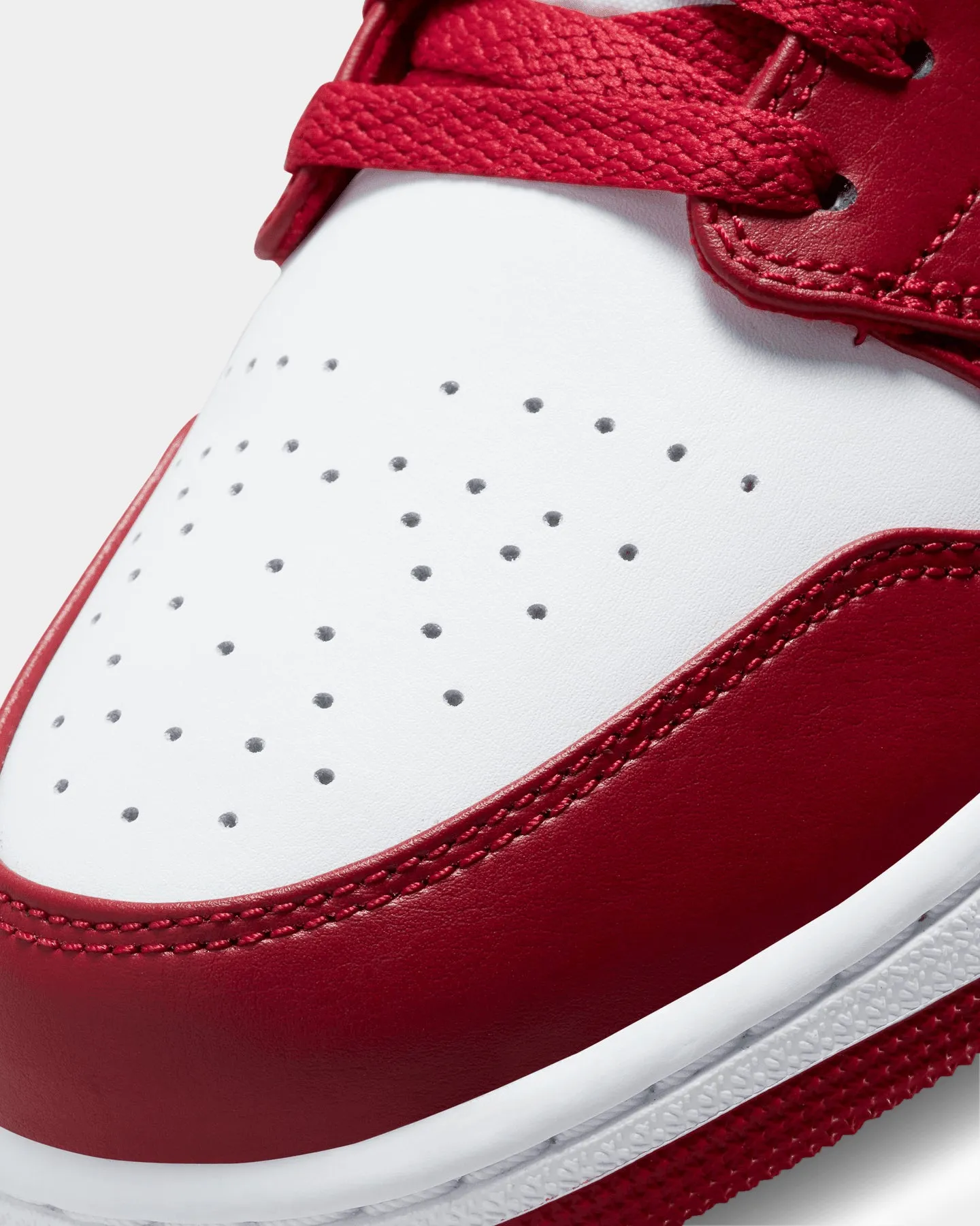 Nike Air Jordan 1 Low "Cardinal Red" Cardinal Red/Light Curry/White