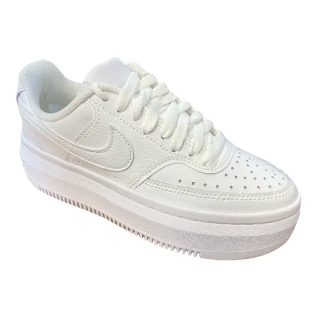 Nike sneakers da donna con zeppa Court Vision Alta in pelle DM0113-100 bianco