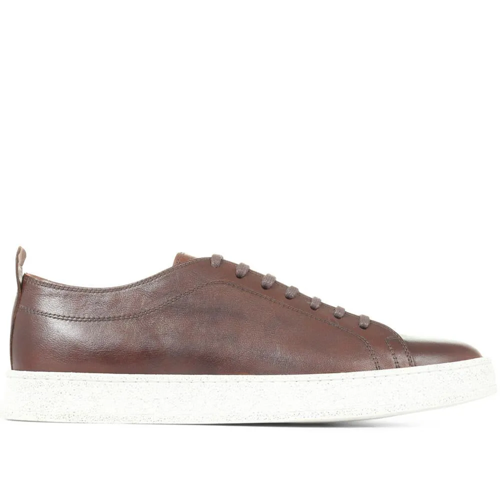 Southfields Lace-Up Leather Trainers - SOUTHFIELDS / 322 072