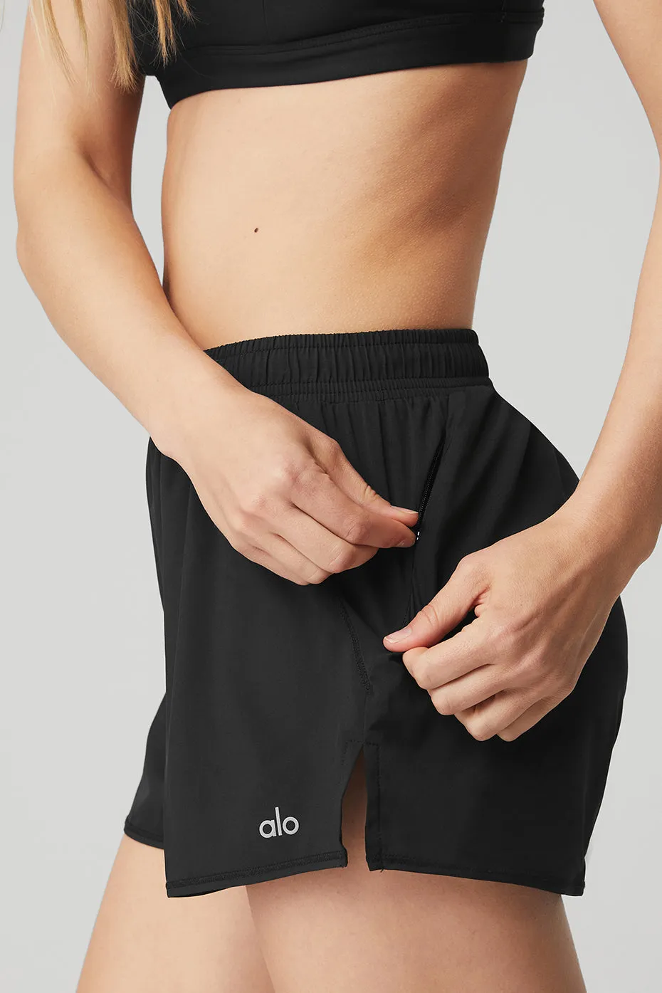 Stride Short - Black